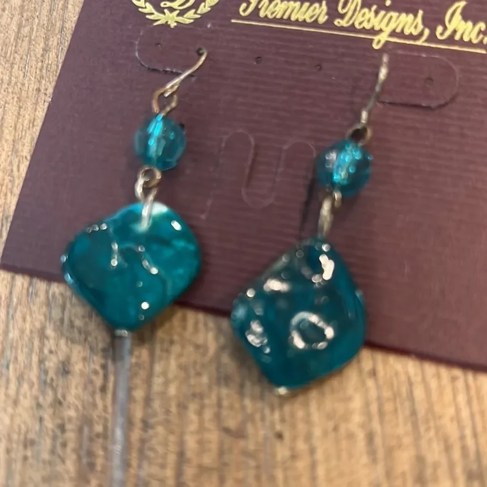 Premiere Designs Teal Stone French Hooks